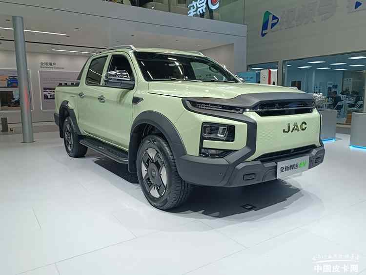 Ghandhara Prepares to Roll Out JAC T9 Plug-in Hybrid Pickup in 2026